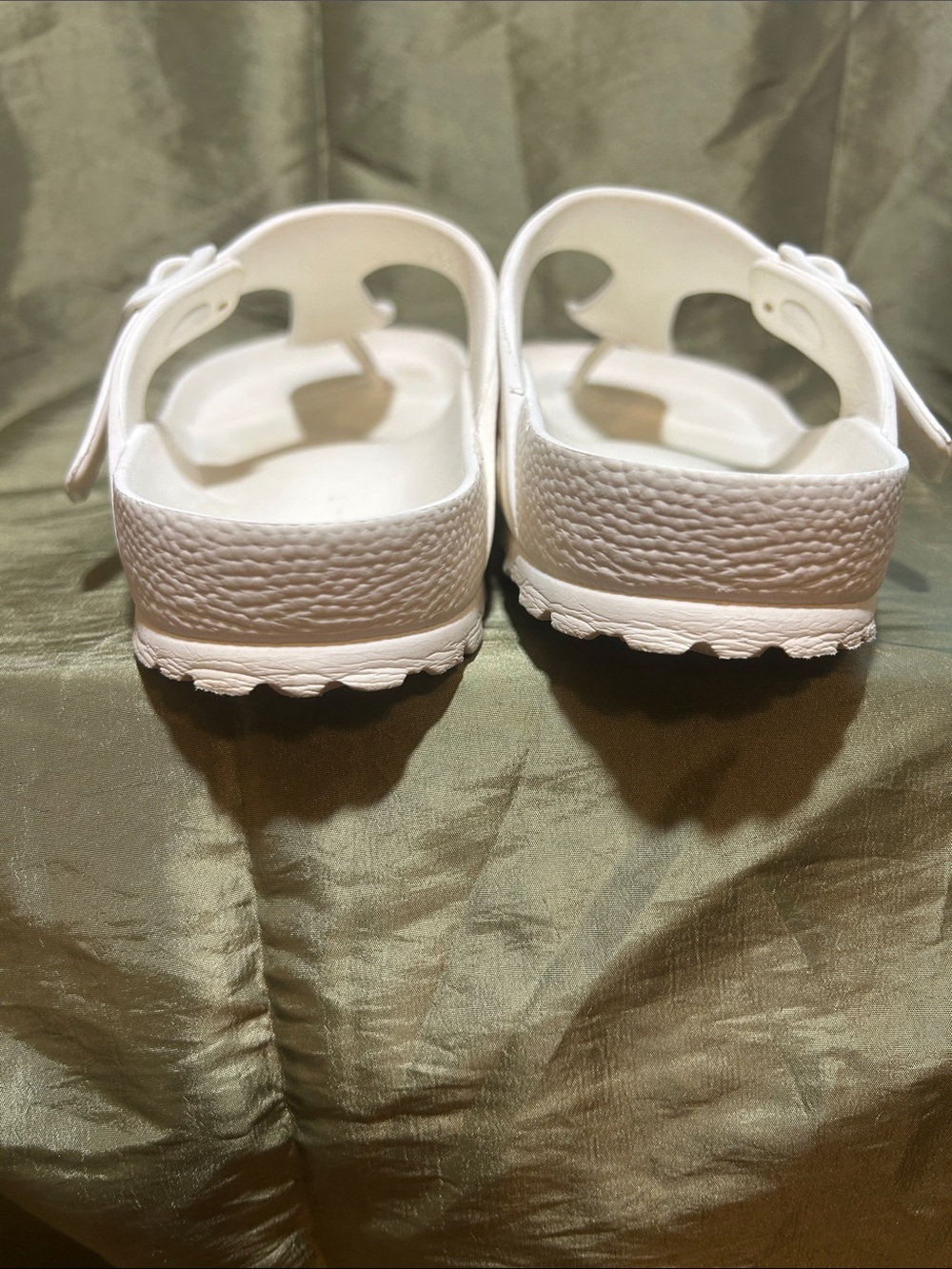 Birkenstock Gizeh Essentials Sandals in good condition.  Women’s size 39 - Picture 5 of 6